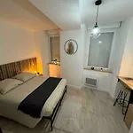 Maison Lyloni 別荘