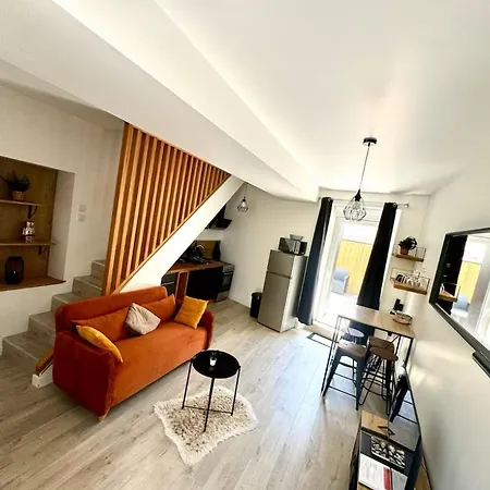 Holiday home Maison Lyloni *